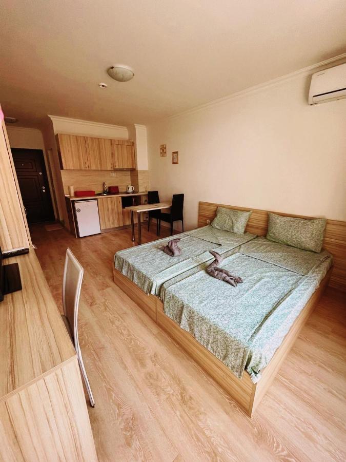 Lovely Studio Apartment On The Beach Burgas City Exteriér fotografie