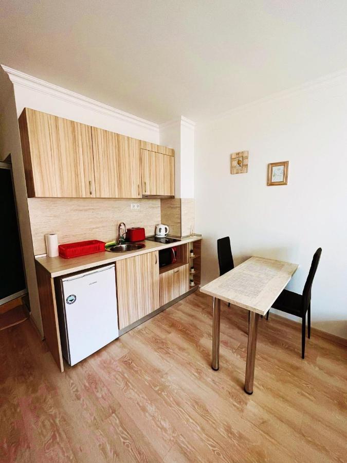 Lovely Studio Apartment On The Beach Burgas City Exteriér fotografie